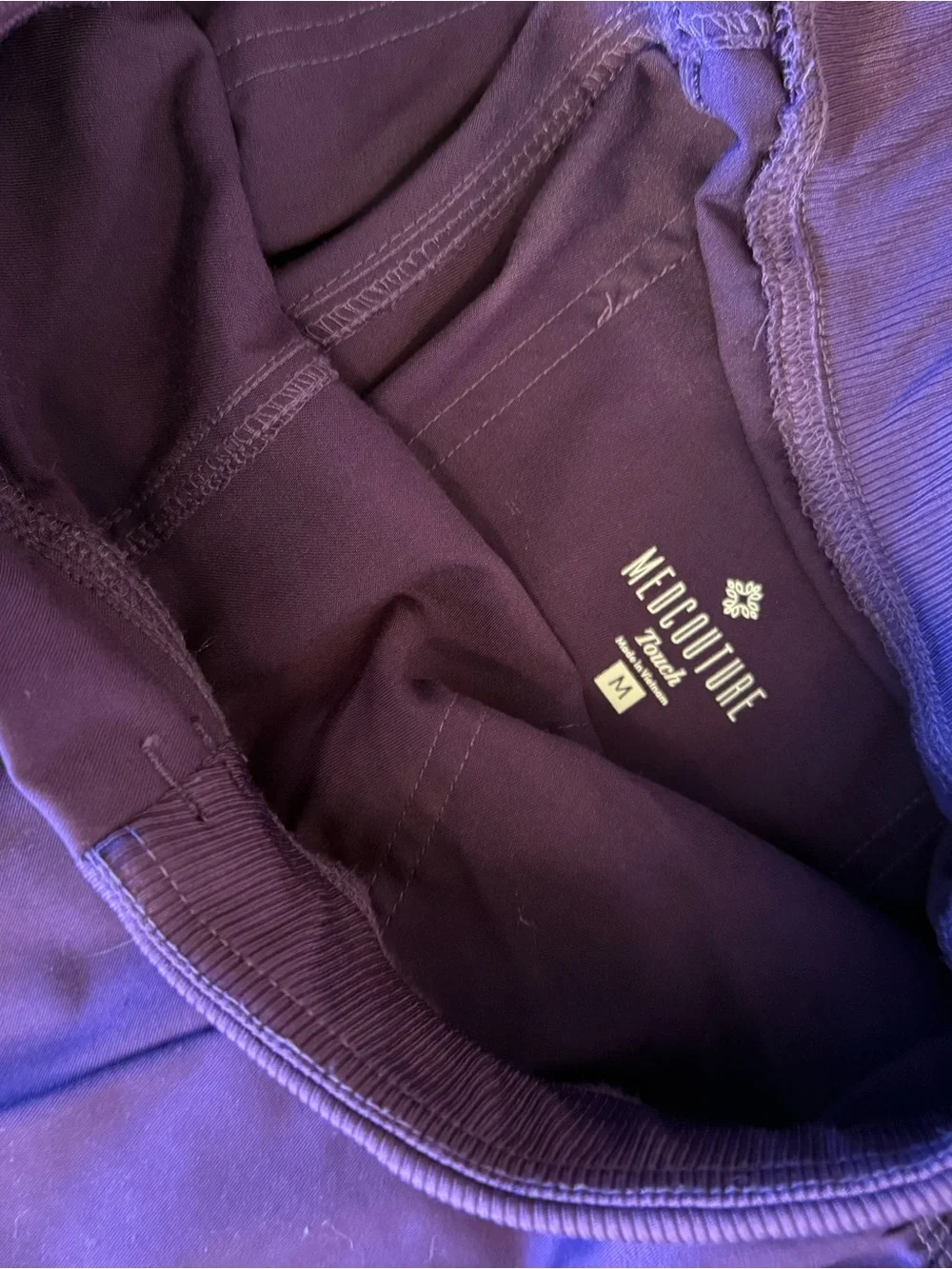 Med Couture Purple Scrub Top & Jogger Pants Set SIZE MEDIUM